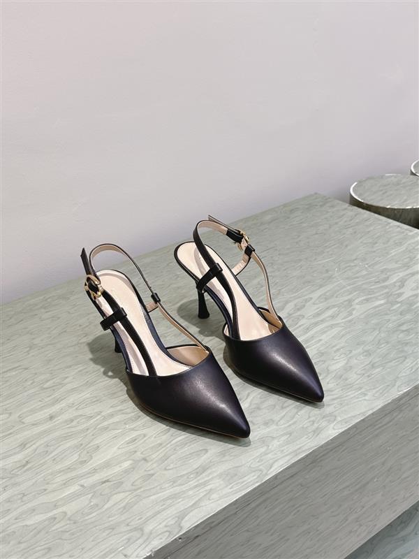 2025112810123504 300